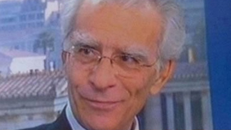 Λερωμένο το Φλάμπουρο, «Πρώτη φορά Αριστερά.»